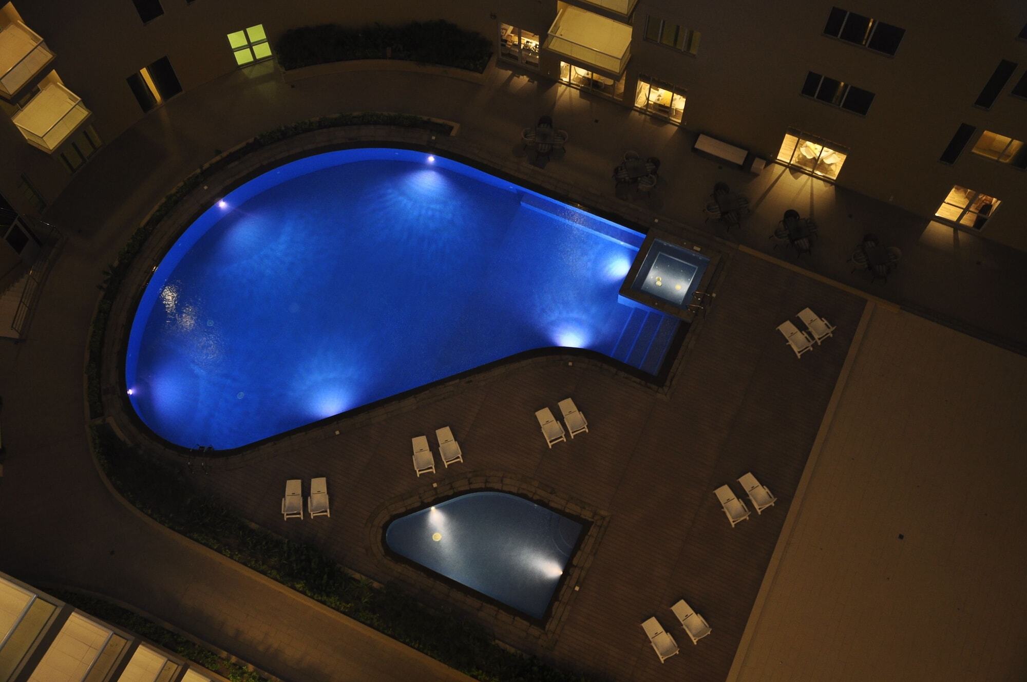 Gulf Suites Hotel Amwaj Manama Exterior foto